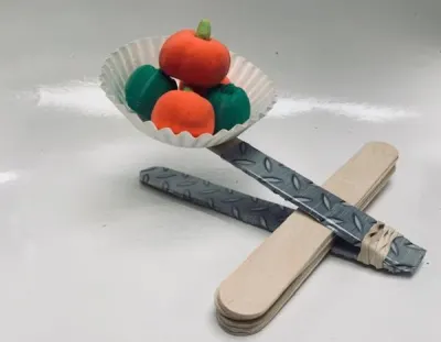 MākMō: Pumpkin Catapult Challenge!