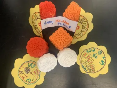 Mid-Autumn Festival: Mooncakes
