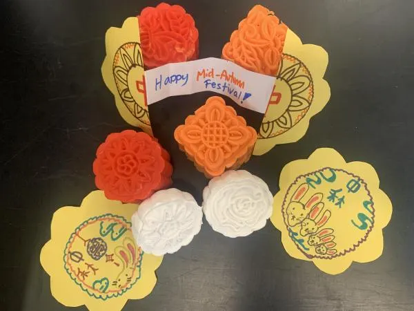 Mid-Autumn Festival: Mooncakes