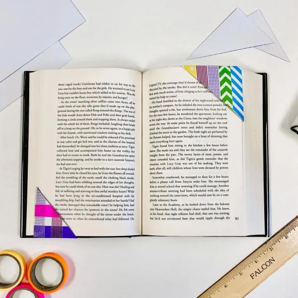Teen Read Month: Envelope Bookmarks