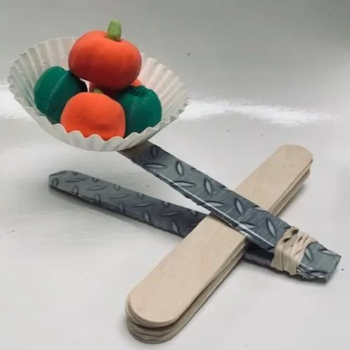 MākMō: Pumpkin Catapult Challenge